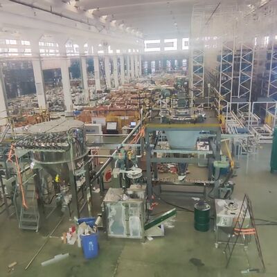 Beli EC SC WP Jalur kemasan pestisida sepenuhnya otomatis untuk botol kimia AgrI 100ml-1L pembuatan online