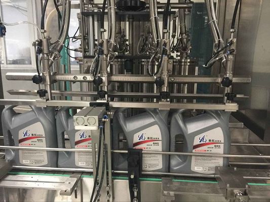 Memperset atau sekrup Capping Monoblock Filler Capper Machine dengan Schneider atau Panasonic Elektronik Element dengan Servo Motor