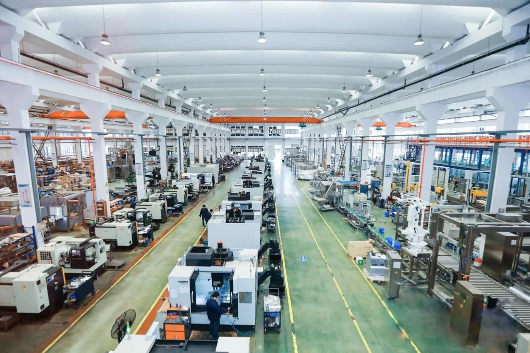 Mesin Pengisian Pelumas Kimia Otomatis Untuk Industri 10